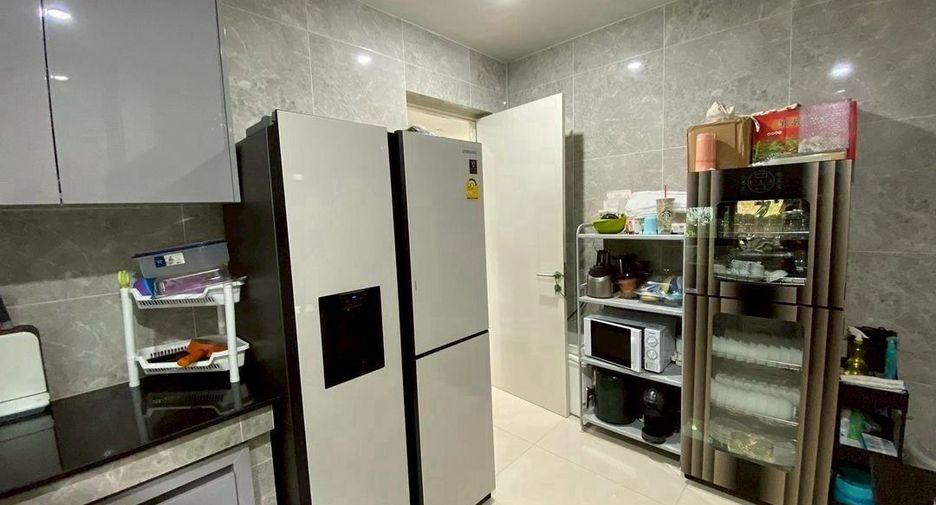 Casa en venta de 4 habitaciones en Prawet, Bangkok