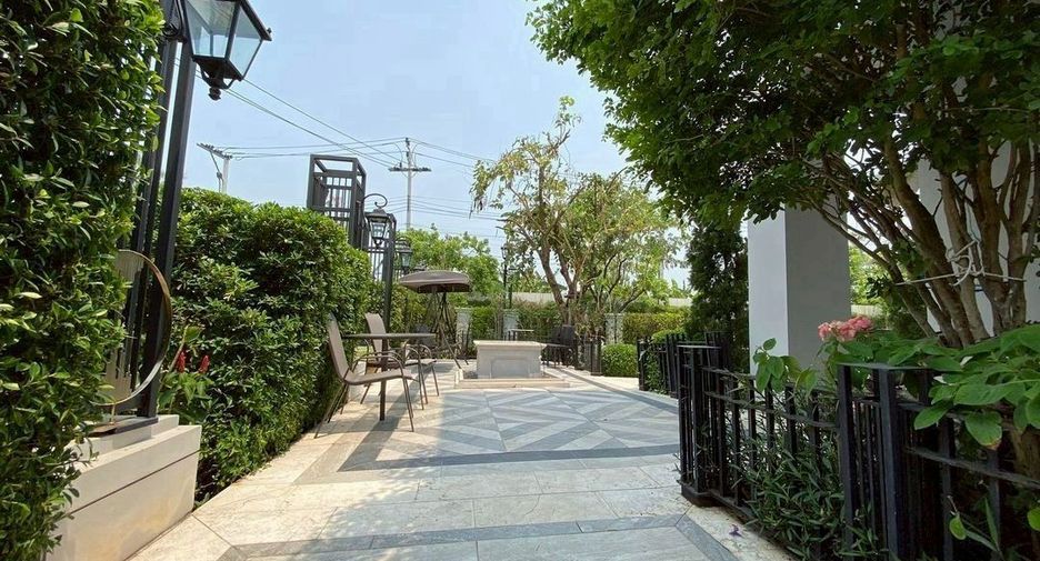 Casa en venta de 4 habitaciones en Prawet, Bangkok