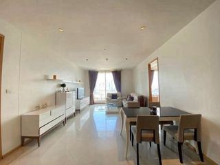 Wohnung zum Kauf mit 2 Zimmer in Sathon, Bangkok