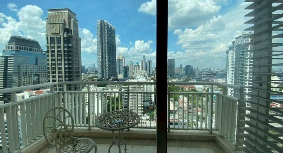 For sale 2 bedrooms condo in Sathon, Bangkok