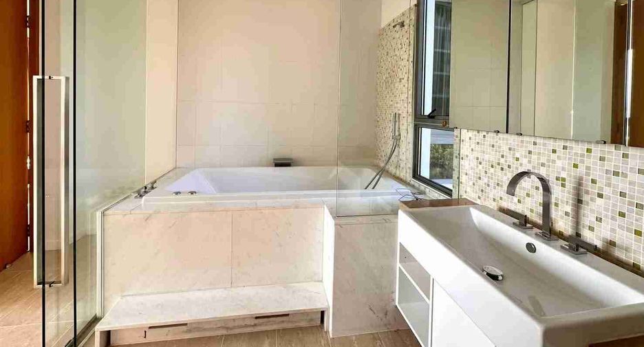 À louer 2 chambres condo à Bang Lamung, Chonburi