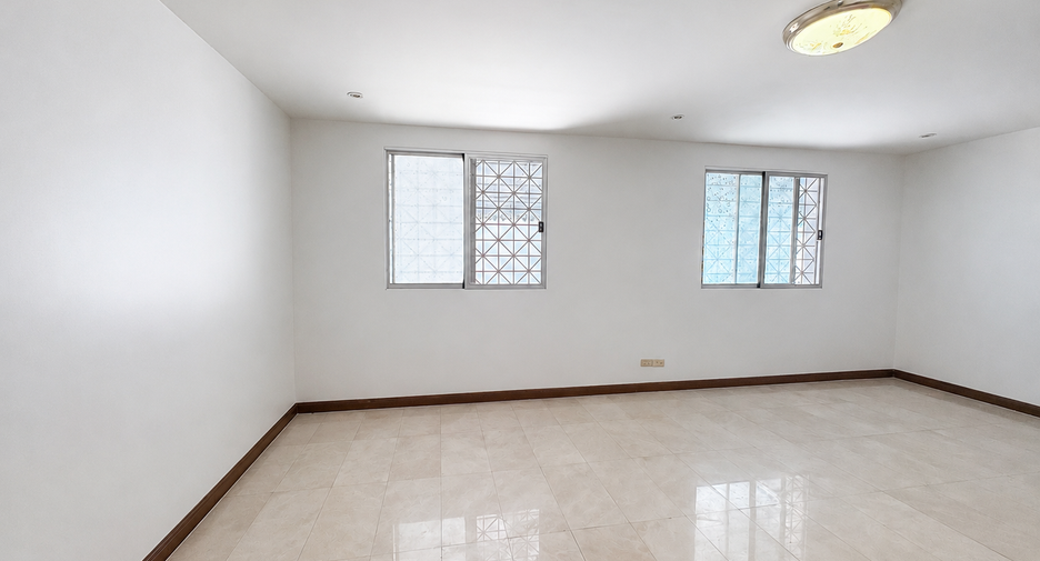 À vendre 3 chambres maison à Bang Phli, Samut Prakan