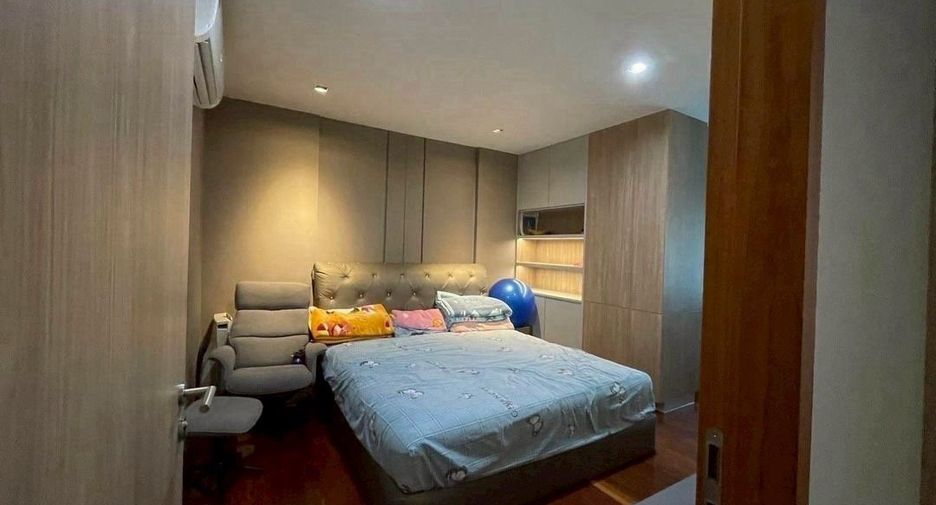 À louer et à vendre 5 chambres maison à Bang Phli, Samut Prakan