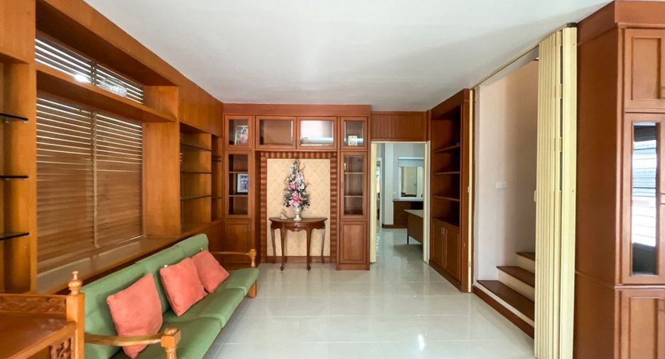 For rent 5 ベッドルーム villa in Hang Dong, Chiang Mai