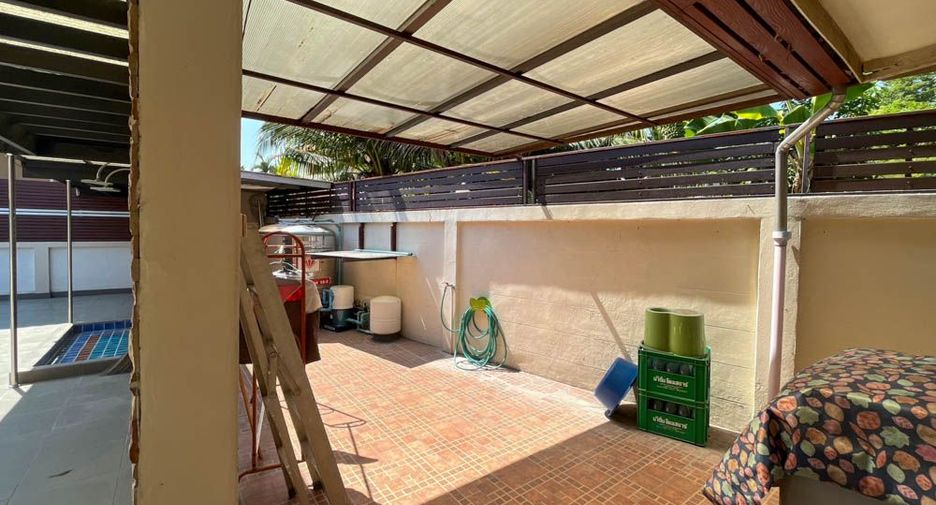 For rent 5 ベッドルーム villa in Hang Dong, Chiang Mai