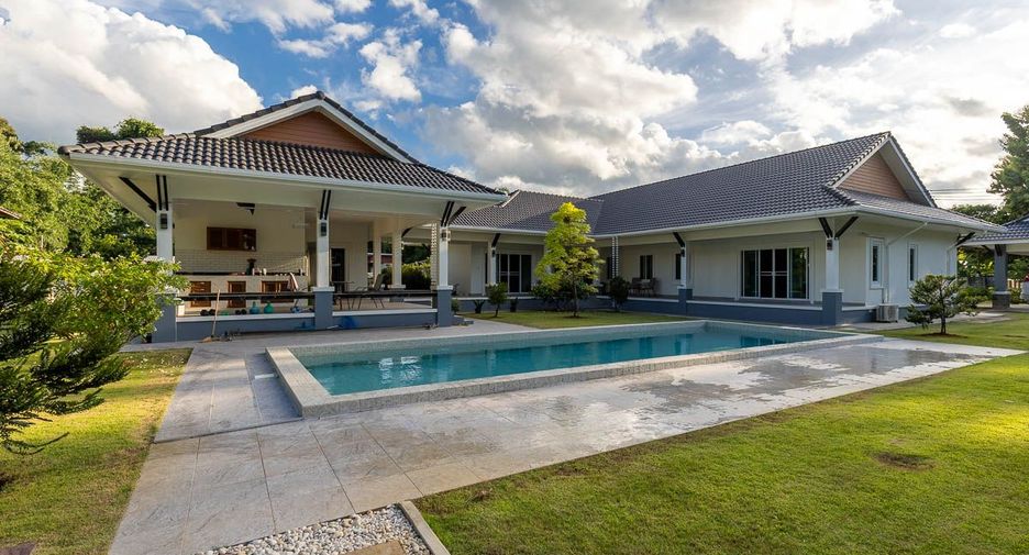 For sale 3 bedrooms house in Warin Chamrap, Ubon Ratchathani