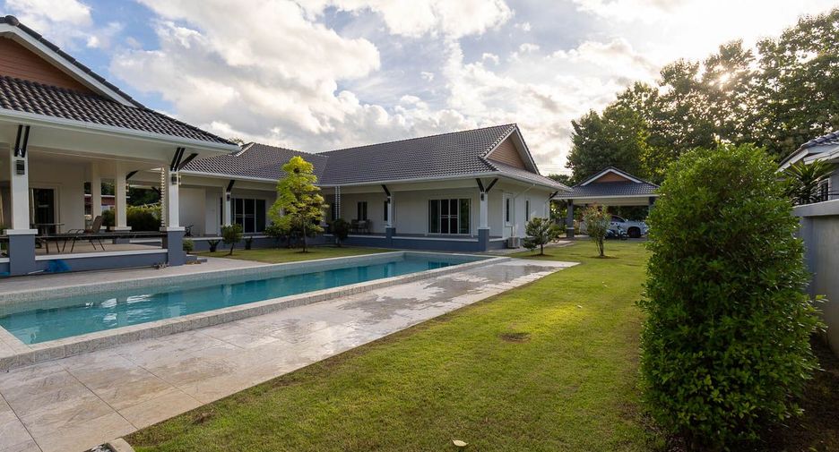 For sale 3 bedrooms house in Warin Chamrap, Ubon Ratchathani