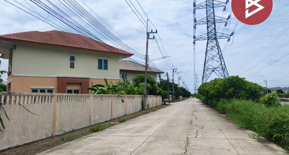 For sale 3 bedrooms house in Ban Pho, Chachoengsao