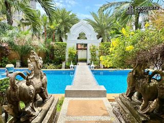 À louer 4 chambres villa à Bang Lamung, Chonburi