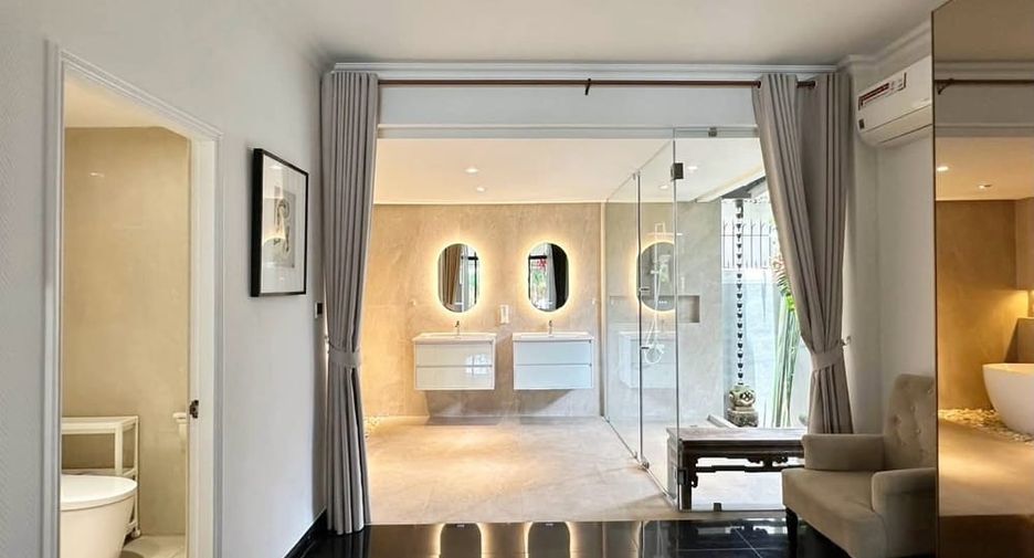 Villa en alquiler de 4 habitaciones en Jomtien, Pattaya