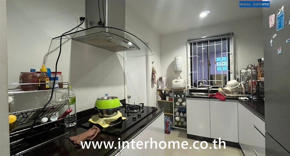 For sale 3 bedrooms house in Bang Phli, Samut Prakan