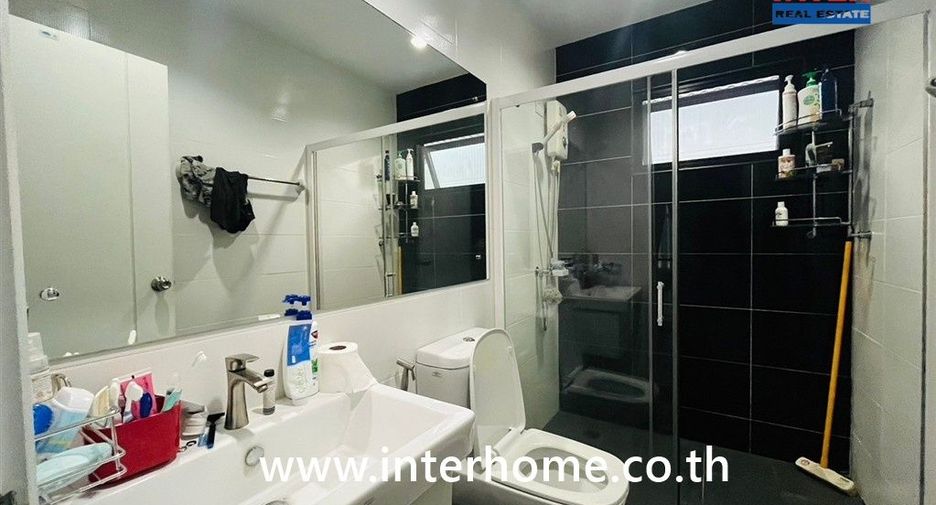 For sale 3 bedrooms house in Bang Phli, Samut Prakan