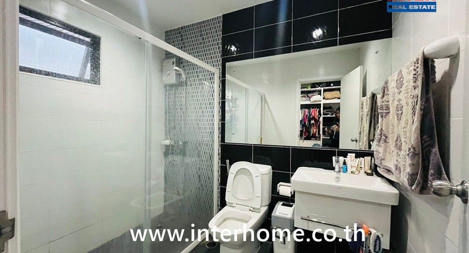 For sale 3 bedrooms house in Bang Phli, Samut Prakan