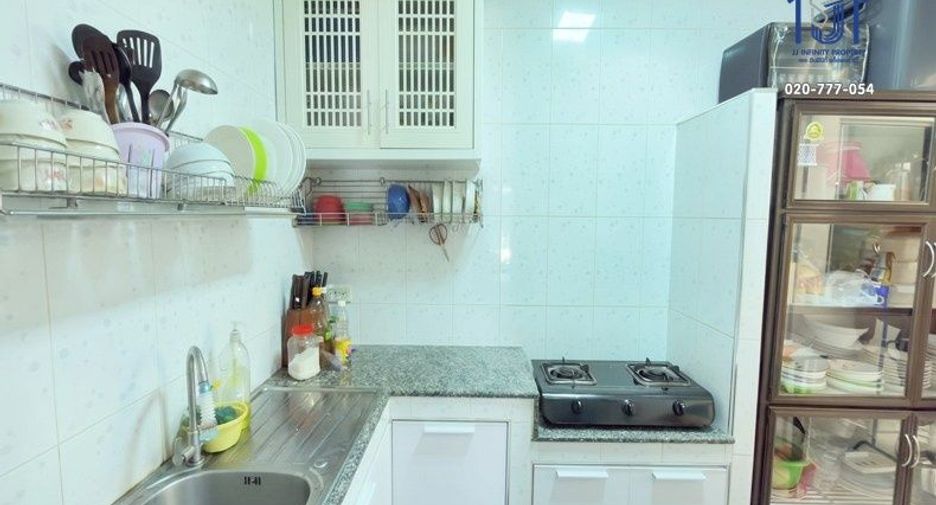 For sale 4 ベッドルーム townhouse in Min Buri, Bangkok
