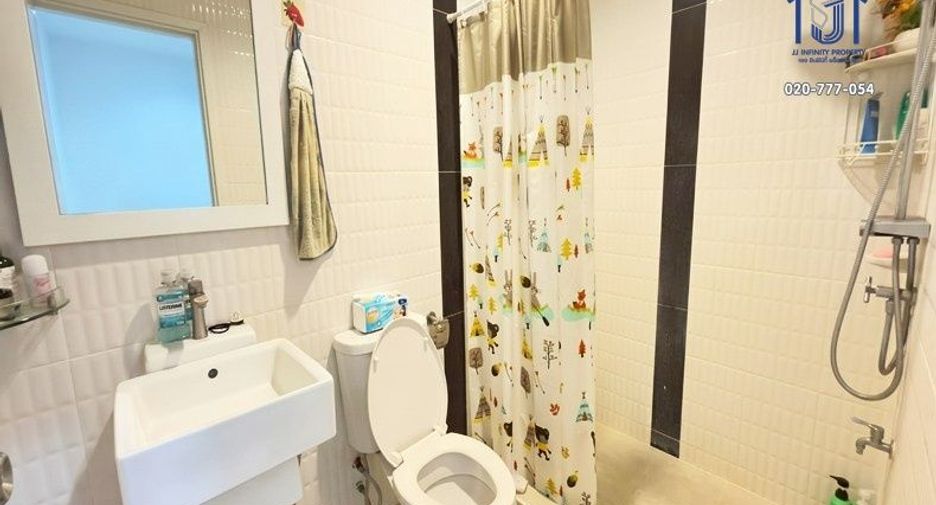 For sale 4 ベッドルーム townhouse in Min Buri, Bangkok