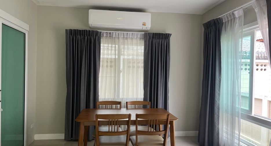 For rent 3 bedrooms house in Mueang Chiang Mai, Chiang Mai