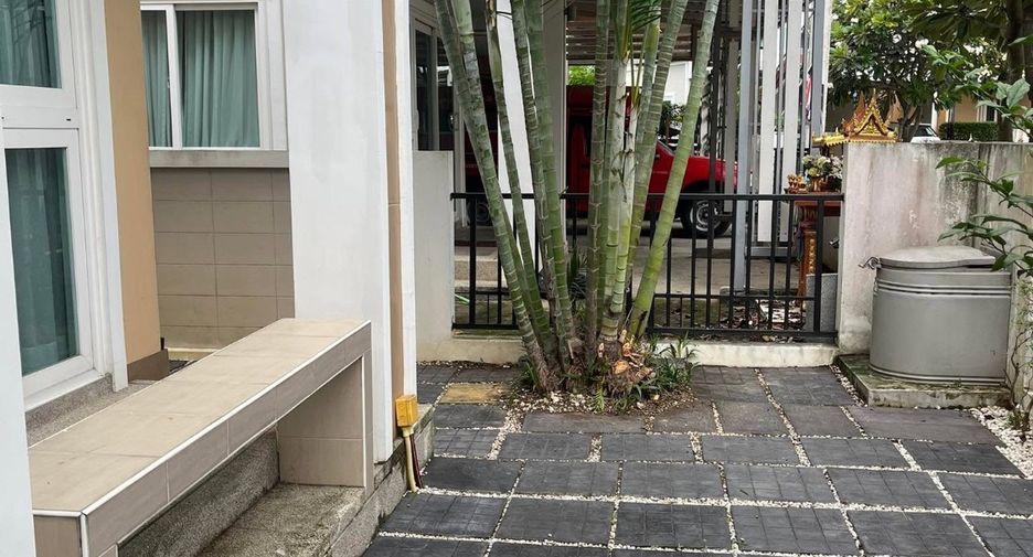 For rent 3 bedrooms house in Mueang Chiang Mai, Chiang Mai