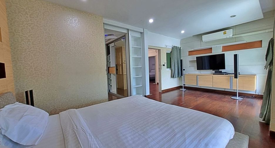 For rent 6 bedrooms villa in Bang Lamung, Chonburi