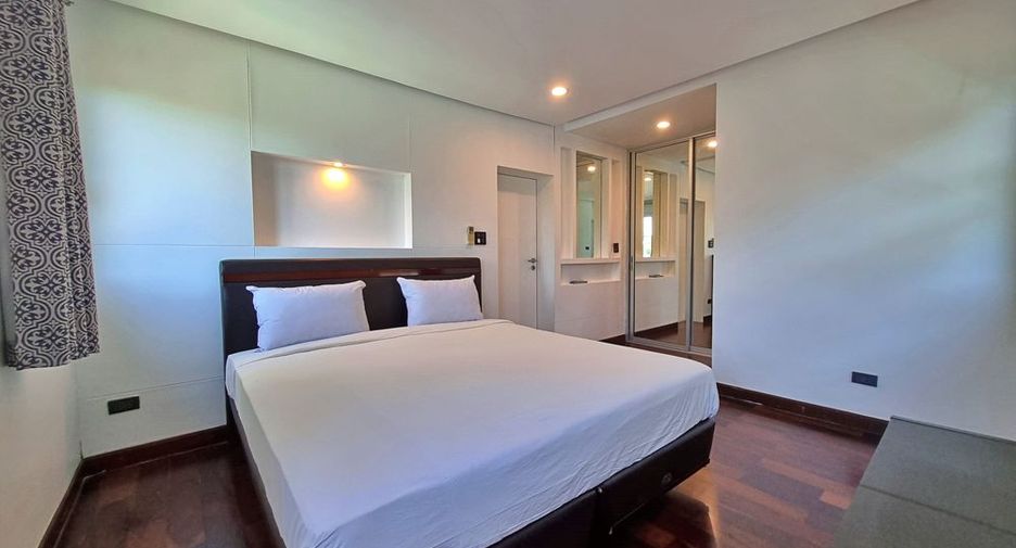 For rent 6 bedrooms villa in Bang Lamung, Chonburi