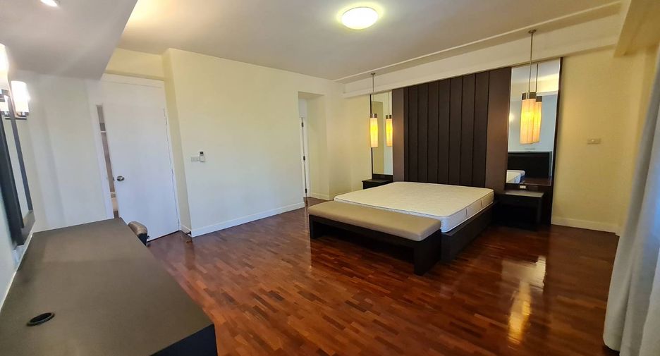 Condo en alquiler de 2 habitaciones en Khlong Toei, Bangkok