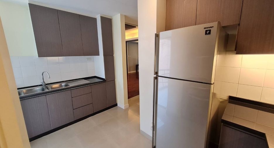 Condo en alquiler de 2 habitaciones en Khlong Toei, Bangkok