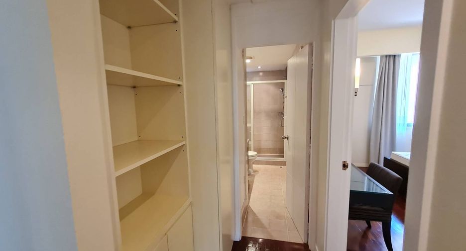 Condo en alquiler de 2 habitaciones en Khlong Toei, Bangkok