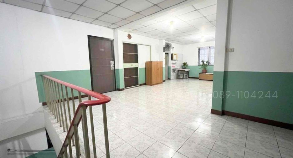 For sale 7 bedrooms house in Saphan Sung, Bangkok