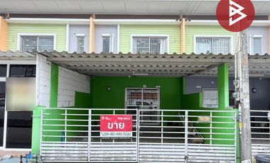 Reihenhaus zum Kauf mit 3 Zimmer in Phan Thong, Chonburi