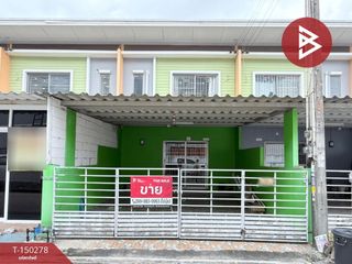For sale 3 bedrooms townhouse in Phan Thong, Chonburi