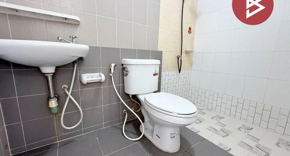 Reihenhaus zum Kauf mit 3 Zimmer in Phan Thong, Chonburi