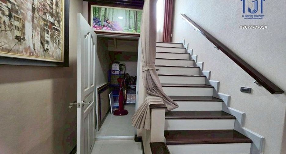 À vendre 3 chambres maison à Thung Khru, Bangkok