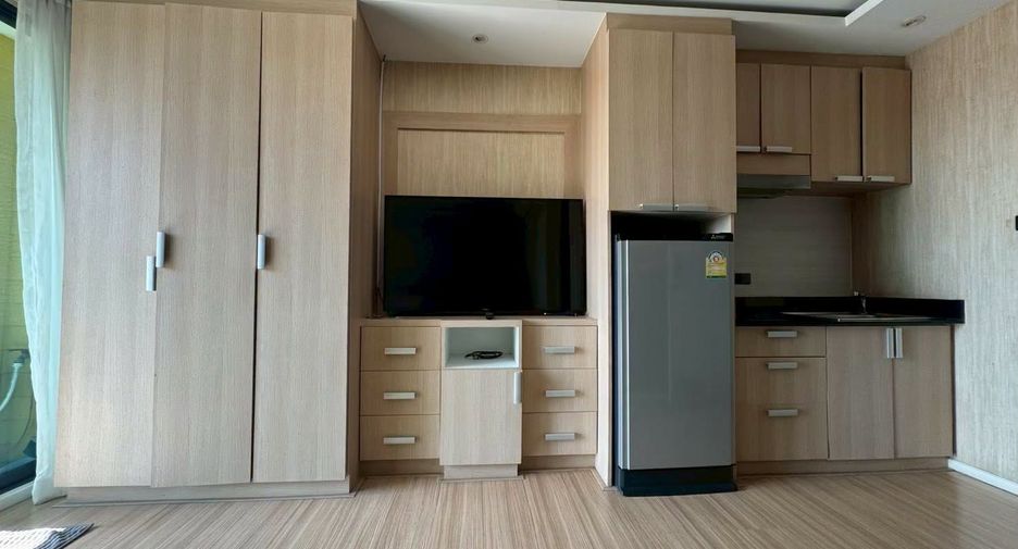 Condo en alquiler de 2 habitaciones en Jomtien, Pattaya