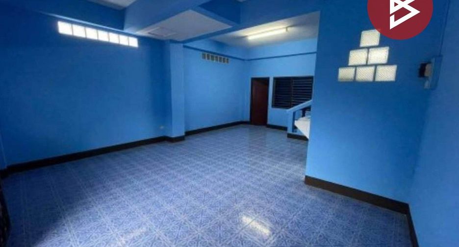 Gewerbefläche zum Kauf mit 2 Zimmer in Si Racha, Chonburi