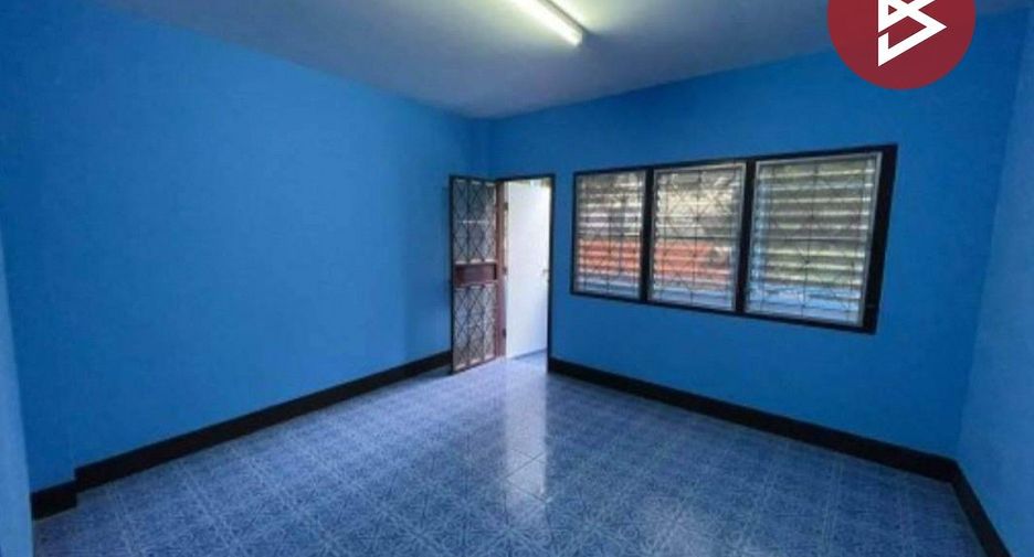 Gewerbefläche zum Kauf mit 2 Zimmer in Si Racha, Chonburi