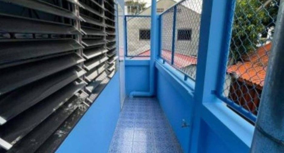 Gewerbefläche zum Kauf mit 2 Zimmer in Si Racha, Chonburi