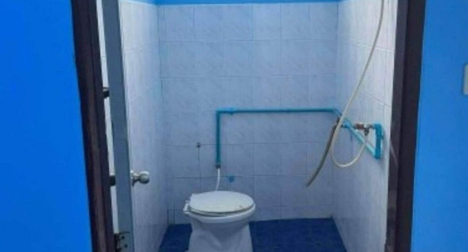 Gewerbefläche zum Kauf mit 2 Zimmer in Si Racha, Chonburi