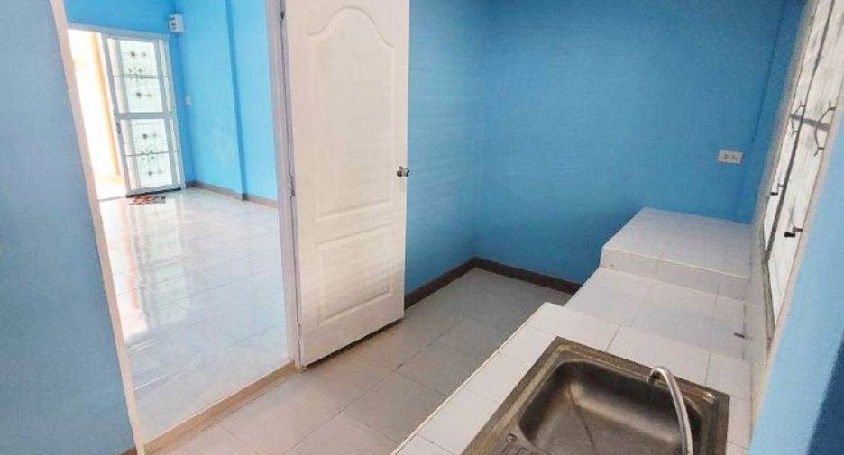 For sale 2 bedrooms townhouse in Uthai, Phra Nakhon Si Ayutthaya