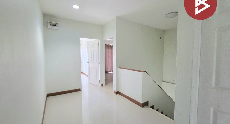 For sale 3 bedrooms townhouse in Si Racha, Chonburi