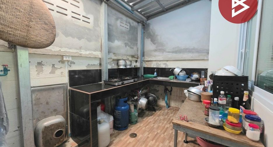 For sale 3 bedrooms townhouse in Si Racha, Chonburi