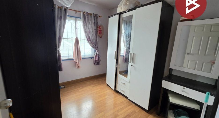 For sale 3 bedrooms townhouse in East Pattaya, Pattaya