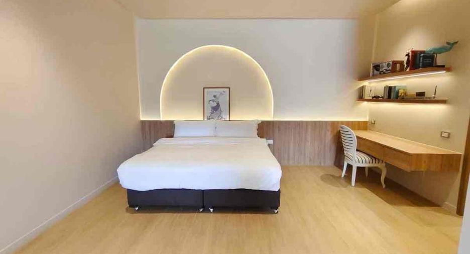 À louer et à vendre 4 chambres villa à Bang Lamung, Chonburi