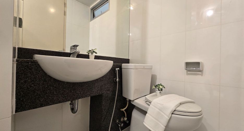 For sale 1 bed condo in Bang Na, Bangkok