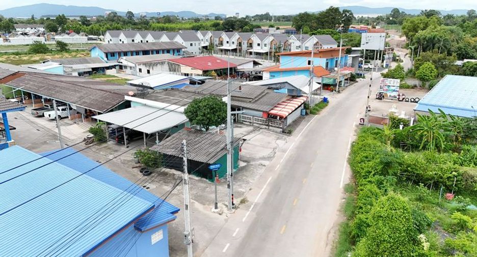 For sale 10 bedrooms retail Space in Si Racha, Chonburi
