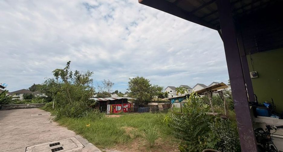For sale 10 bedrooms retail Space in Si Racha, Chonburi