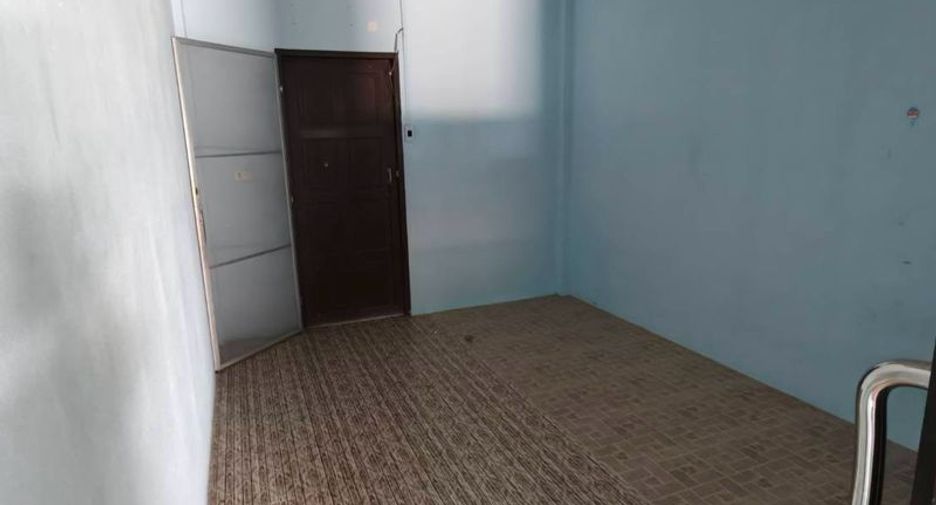 For sale 10 bedrooms retail Space in Si Racha, Chonburi