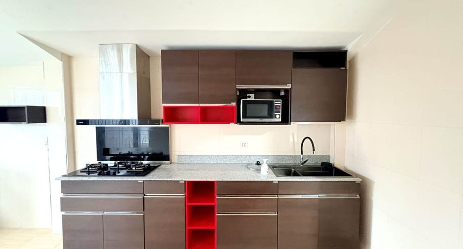 Casa en alquiler de 3 habitaciones en Jomtien, Pattaya