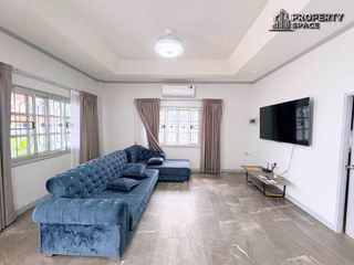 Casa en alquiler de 3 habitaciones en Bang Lamung, Chonburi