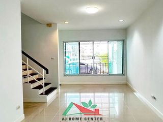 For sale 3 bedrooms townhouse in Bueng Kum, Bangkok