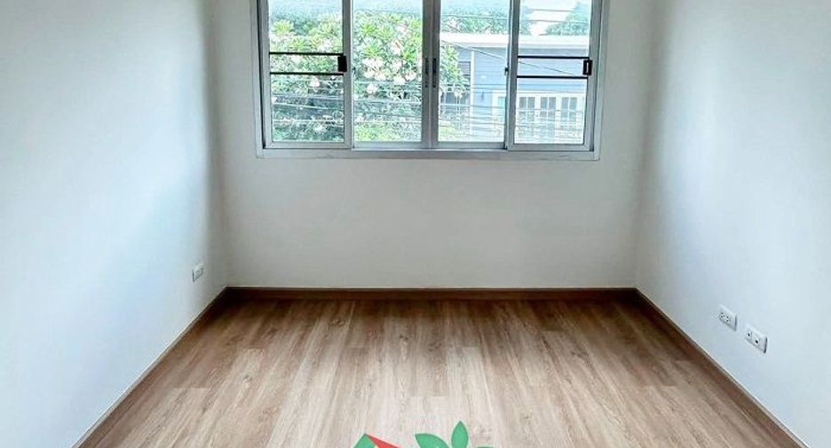 For sale 3 bedrooms townhouse in Bueng Kum, Bangkok