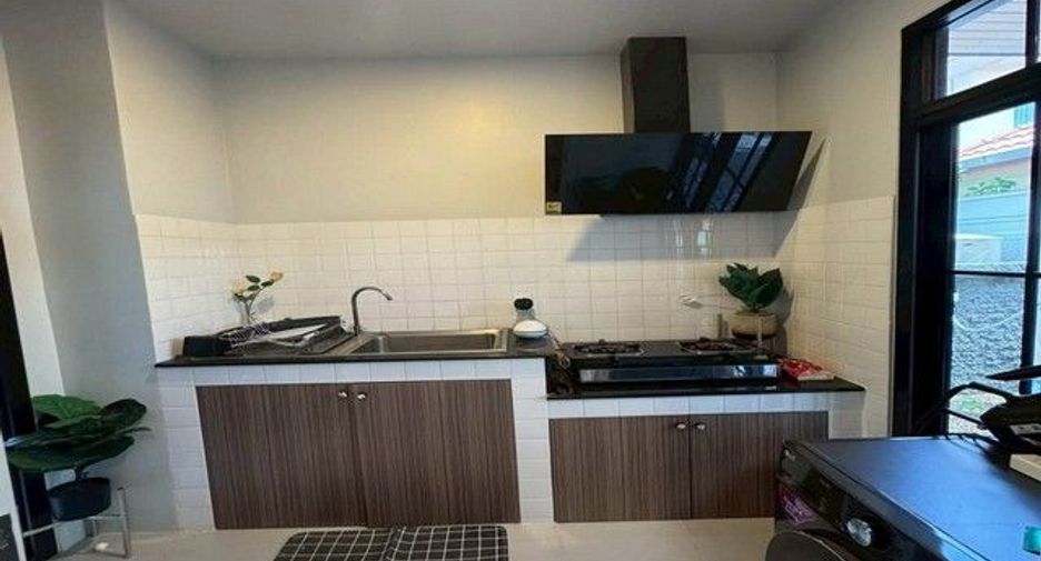 Haus zum Kauf mit 3 Zimmer in Bang Phli, Samut Prakan